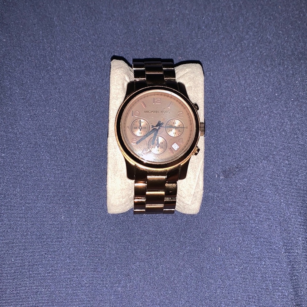 Michael Kors Unisex Watch - Rose Gold - 36-38MM - Great condition